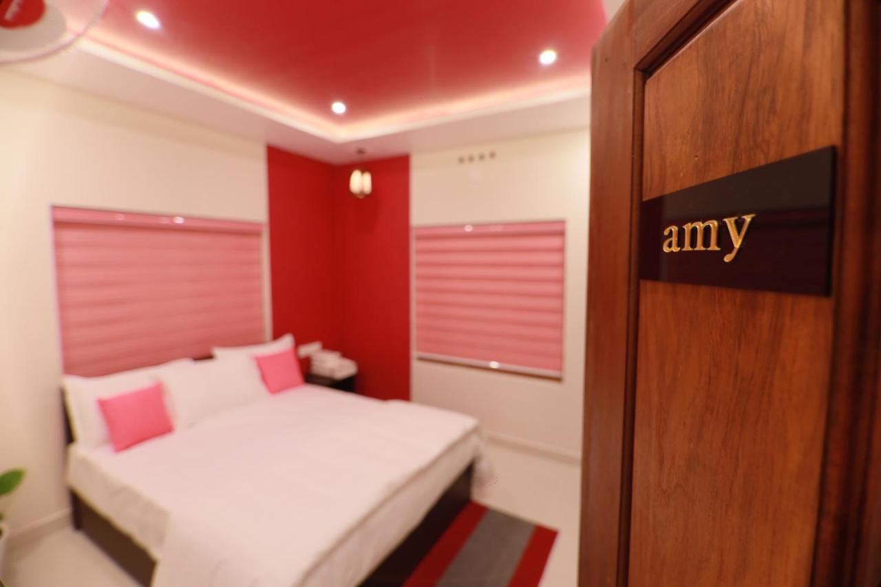 Valentine Holidays Sultan Bathery Exterior photo