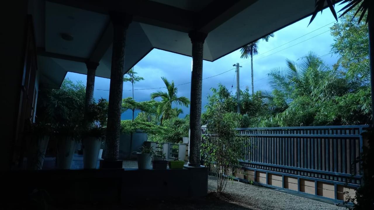 Valentine Holidays Sultan Bathery Exterior photo
